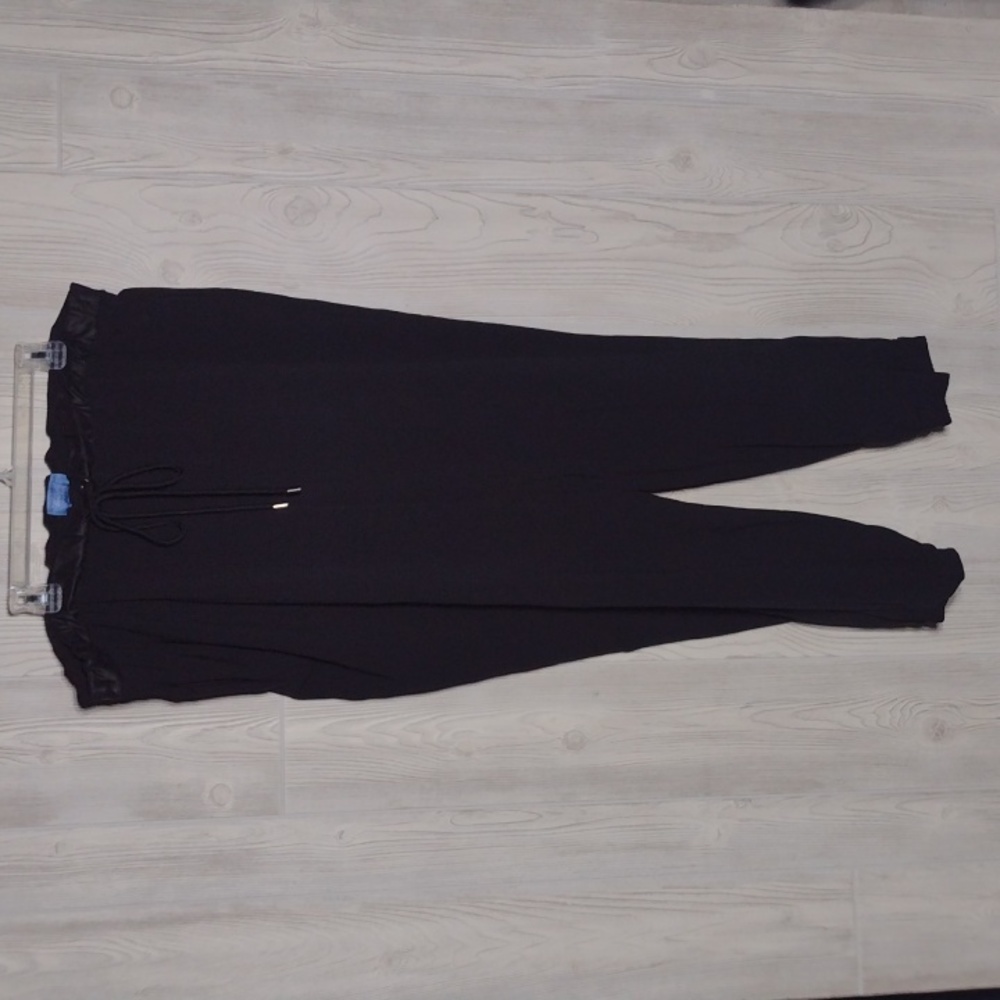 NWOT Vera Wang Luxury Joggers - Picture 3 of 14